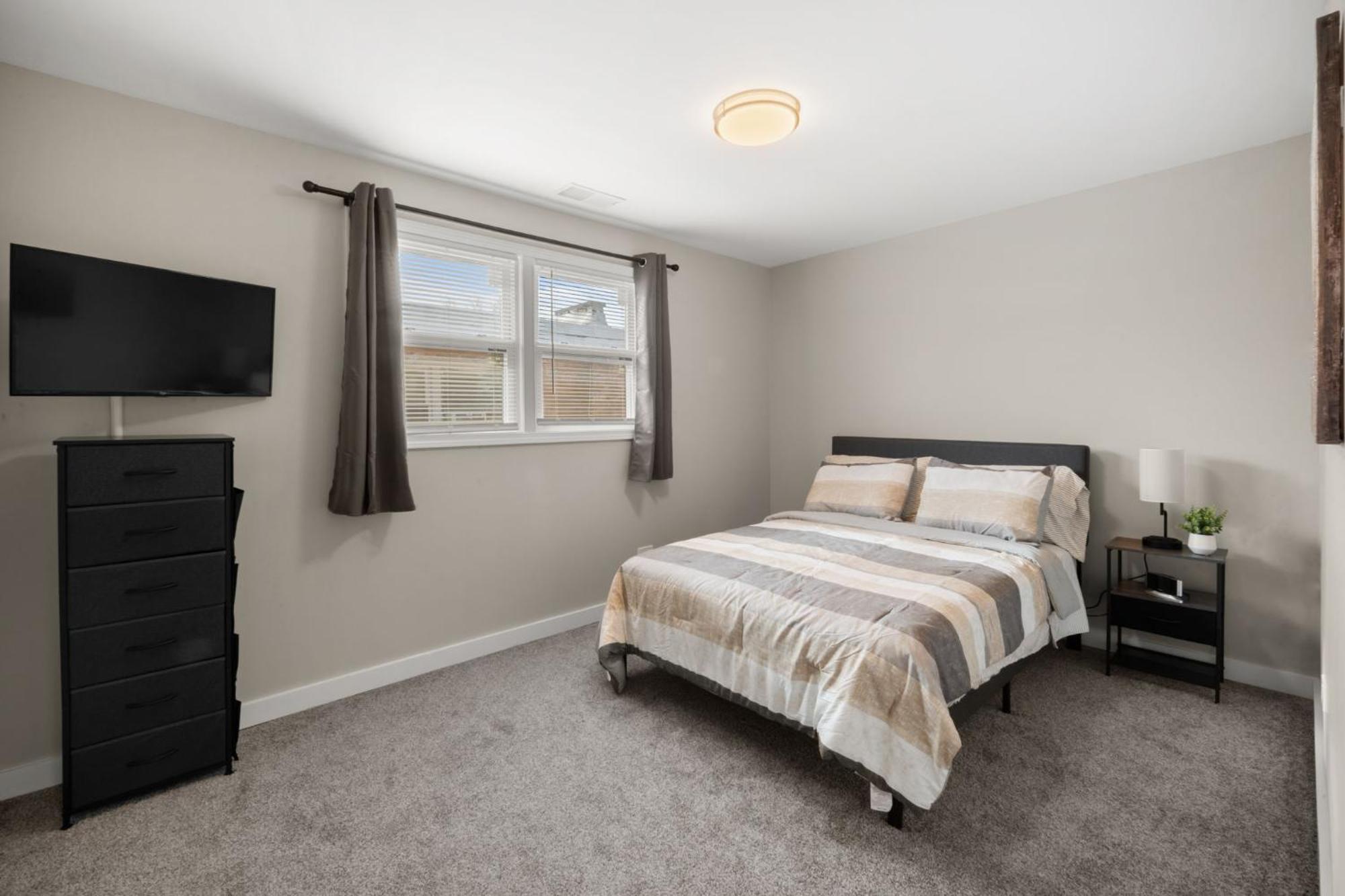 3 Level 10 Min To The Beach, Near Downtown Apartment Chicago